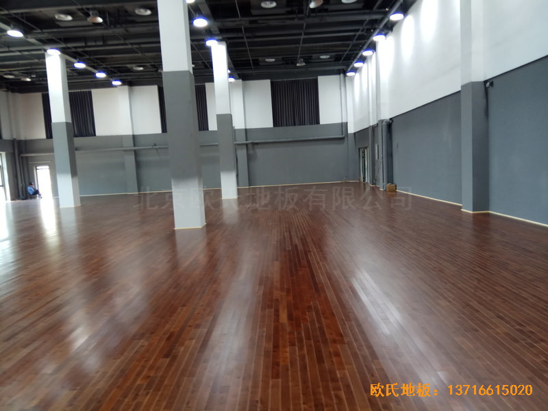 北京亦莊貞觀行業大廈運動場所運動地板安裝案例2