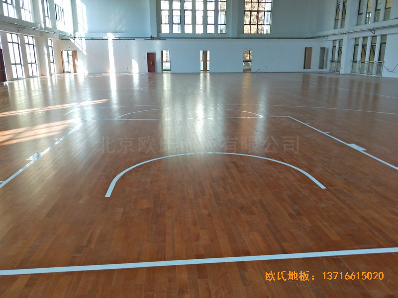 安徽上派學區中心學?；@球館運動木地板施工案例4